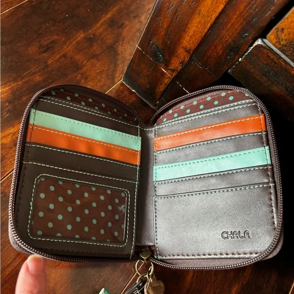 NEW Chala Boston Terrier Dog Zippered Bifold Wallet Faux Leather Purple - Picture 7 of 10